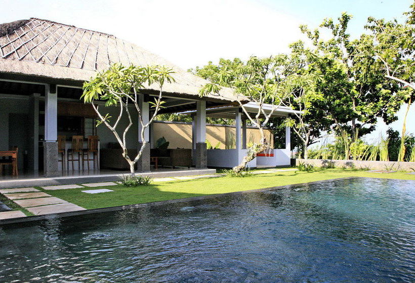 Hotel Sekar Nusa Resort