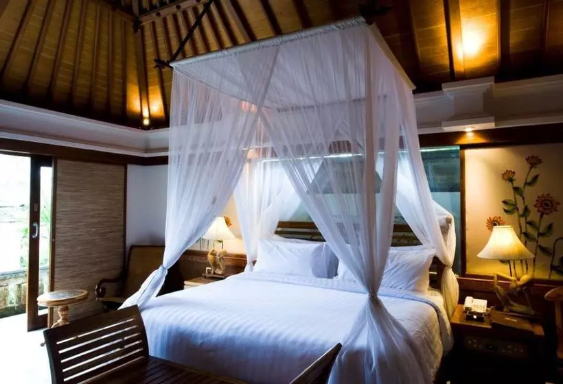 酒店 Sekar Nusa Resort