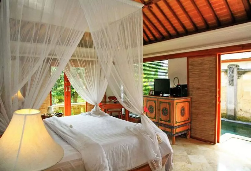 酒店 Sekar Nusa Resort