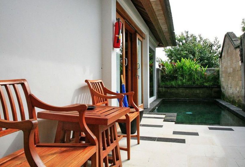 Hotel Sekar Nusa Resort