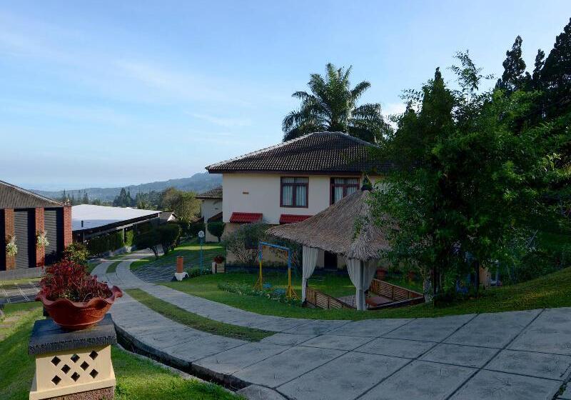 Szálloda The Jayakarta Cisarua Mountain Resort