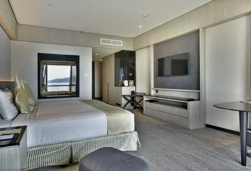 בית מלון כפרי The Pacific Sutera