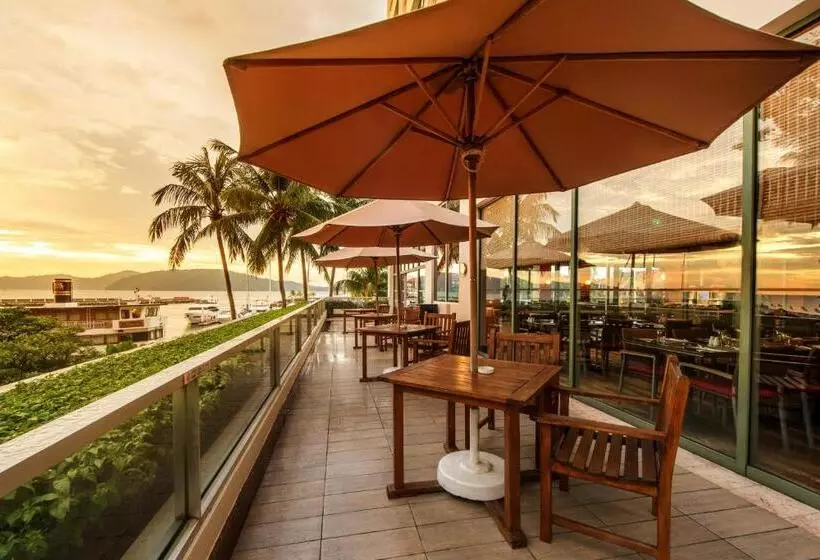 בית מלון כפרי The Pacific Sutera