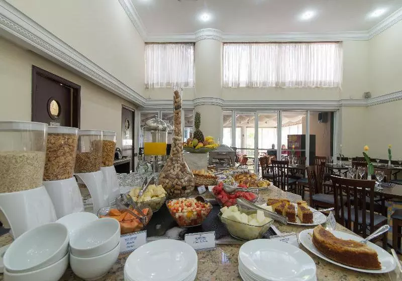 ホテル Intercity Interative Jardins