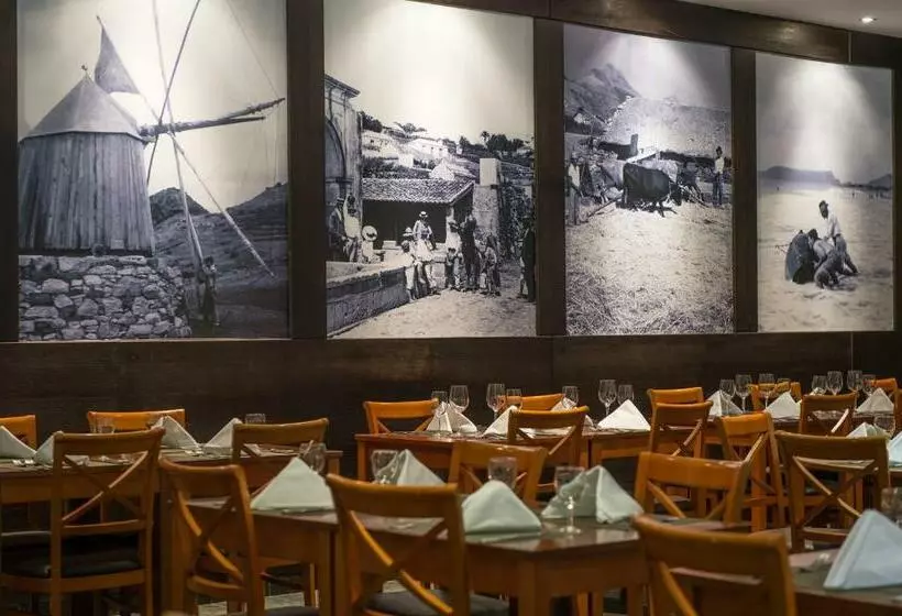 호텔 Vila Baleira Porto Santo