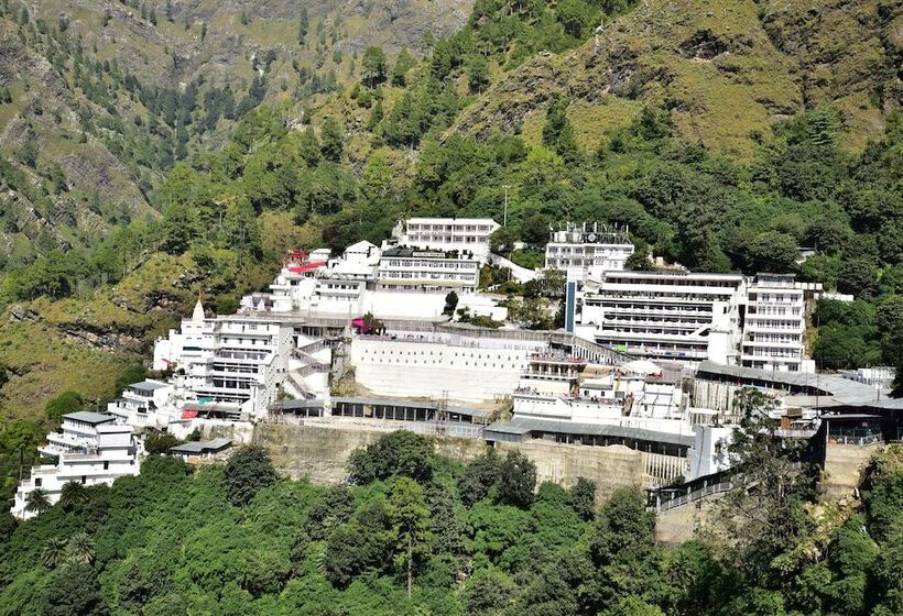 فندق Vivanta Katra Vaishno Devi