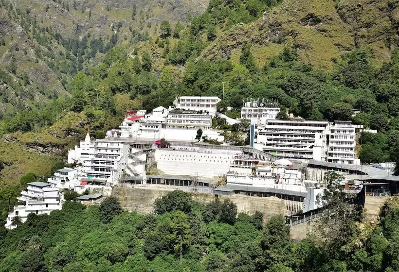 فندق Vivanta Katra Vaishno Devi