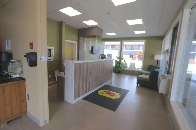 Hotelli Super 8 By Wyndham Hearst On