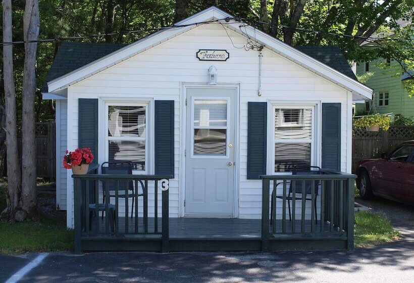 Mackenzie Motel & Cottages
