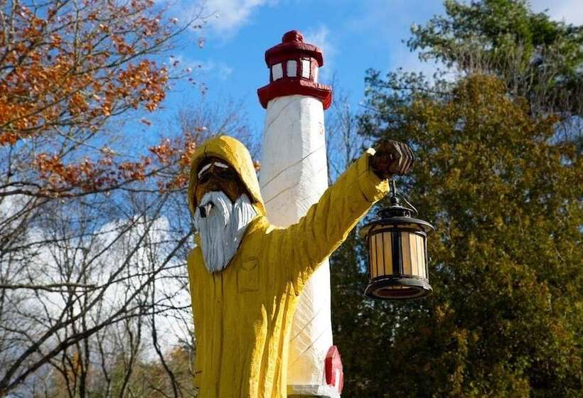 Mackenzie Motel & Cottages