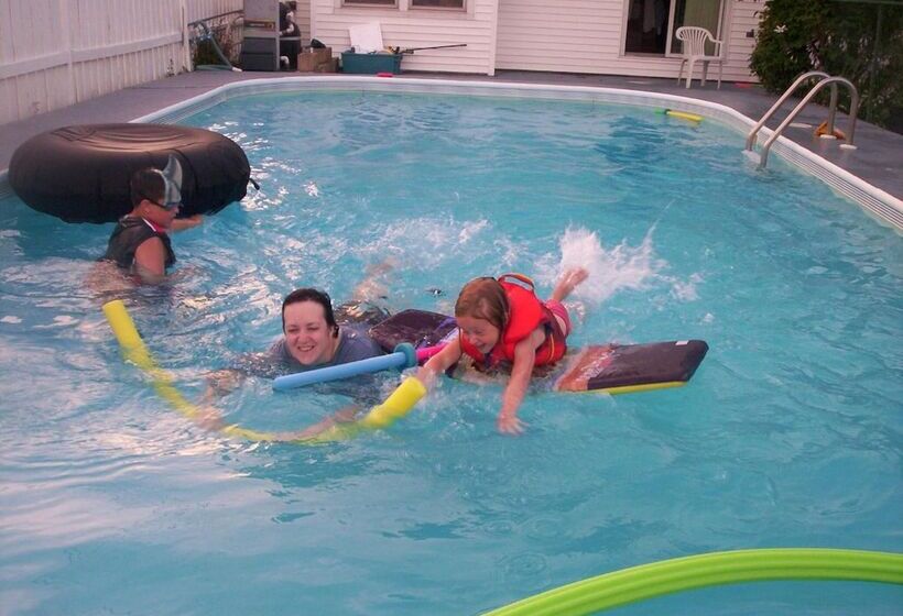 Mackenzie Motel & Cottages