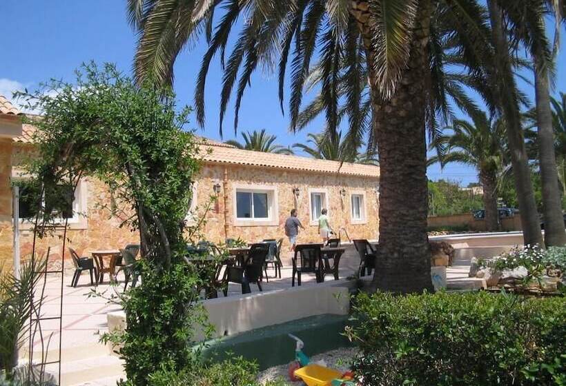 پانسیون Fonda Las Palmeras