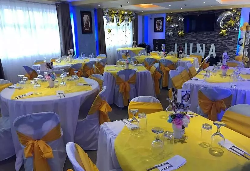 Hotelli Royal Mansion