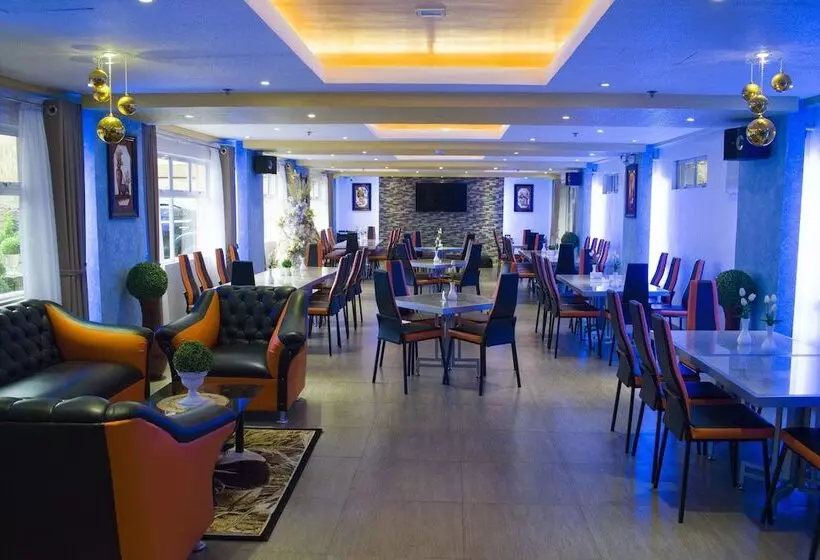 Hotelli Royal Mansion