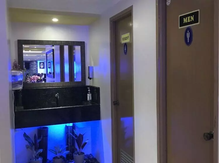 Hotelli Royal Mansion