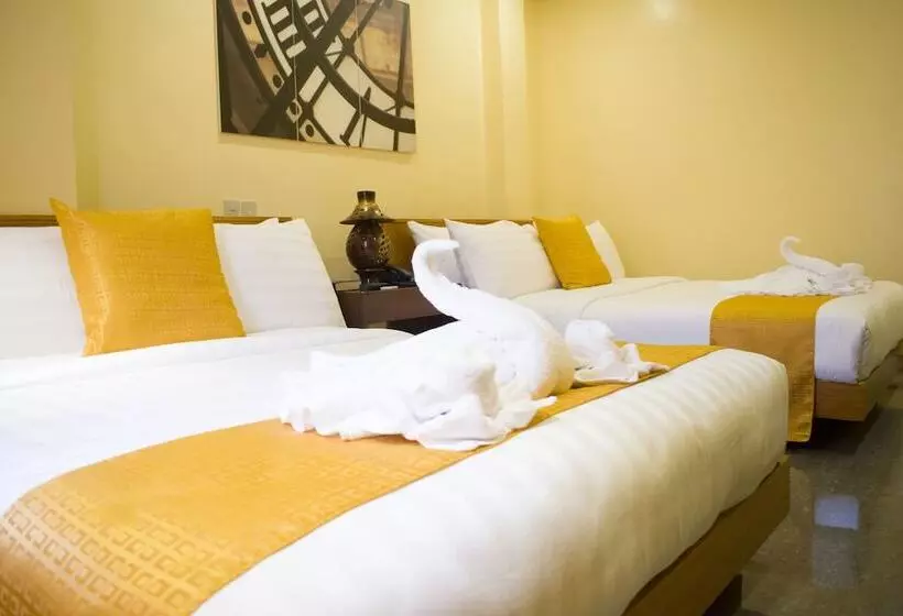 Hotelli Royal Mansion