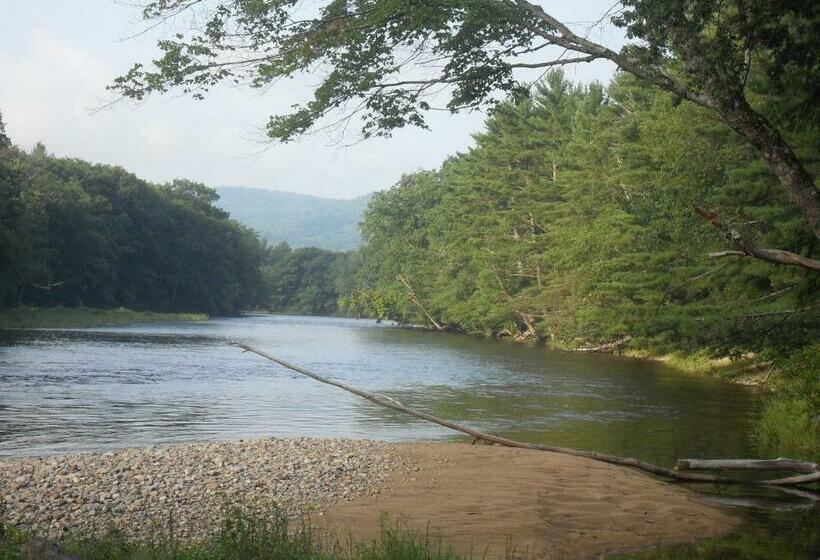 Jack O Lantern Resort Lodging