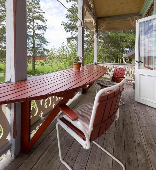 Månsåsen Bed & Breakfast