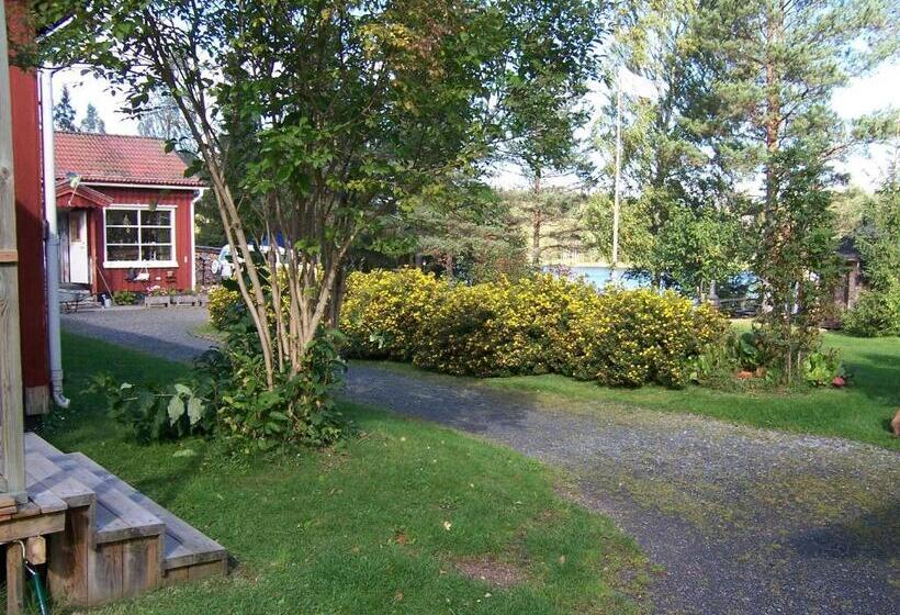 Nya Skogsgården Hostel