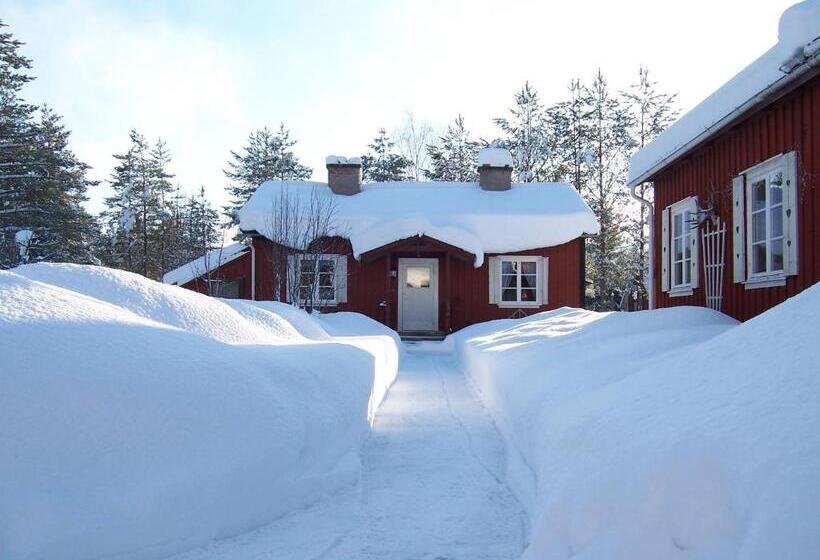 Nya Skogsgården Hostel