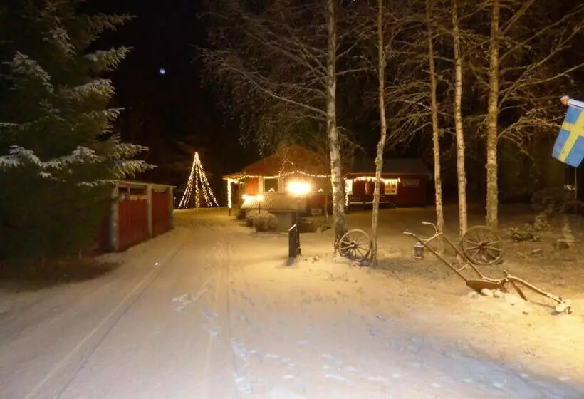 Nya Skogsgården Hostel