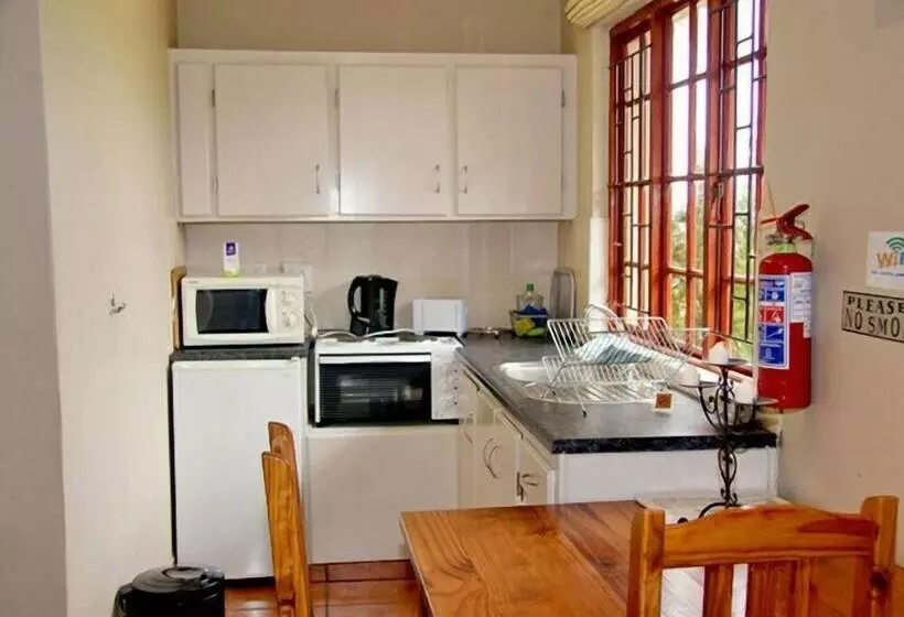 Majatalo Summerhill Guest Farm