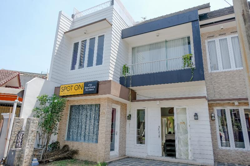 فندق صغير Spot On 1712 Griya Shanta Residence