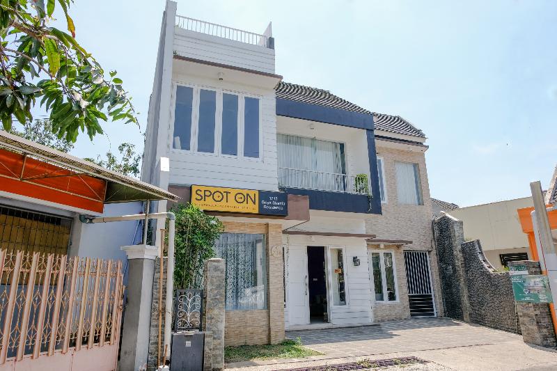 فندق صغير Spot On 1712 Griya Shanta Residence