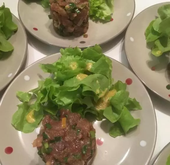 تختخواب و صبحانه Caloupilé