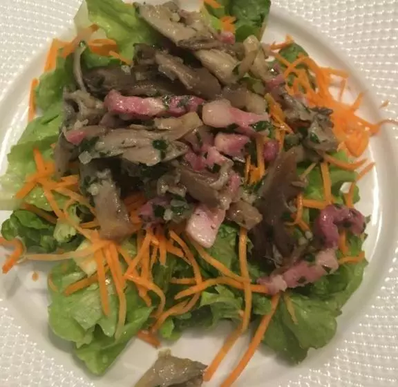 تختخواب و صبحانه Caloupilé