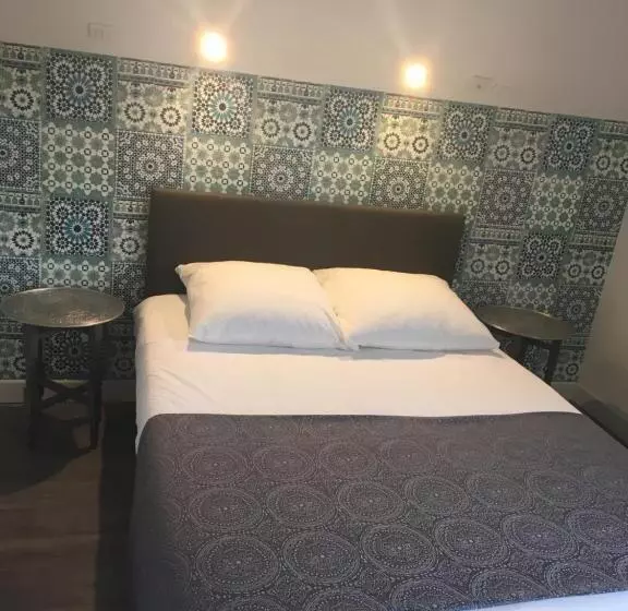 تختخواب و صبحانه Caloupilé