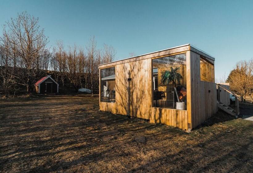 Eyja Mörk & Bubble Bedroom