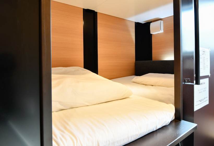 Grandouce Sumiyoshi  Hostel, Caters To Men