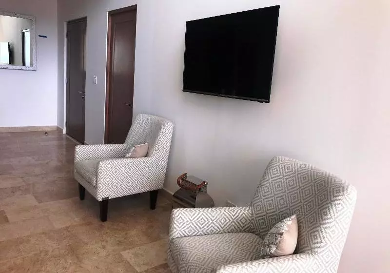 Hotelli Mirador Del Cabo