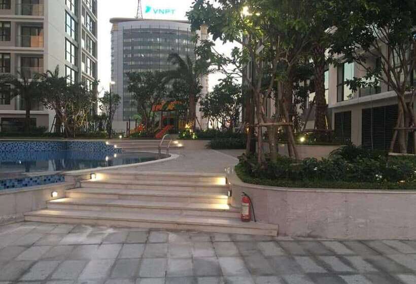 Luxury Apartment Vinhomes Skylake