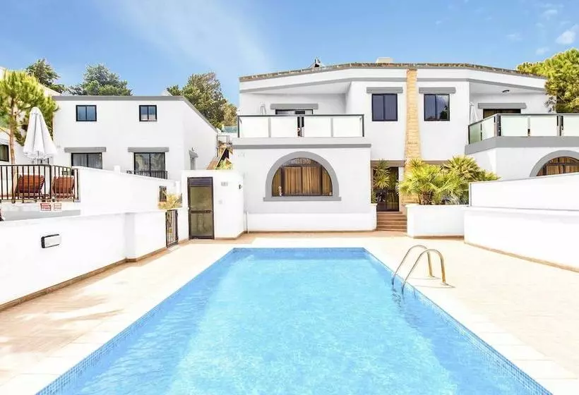 Villa Santa Maria