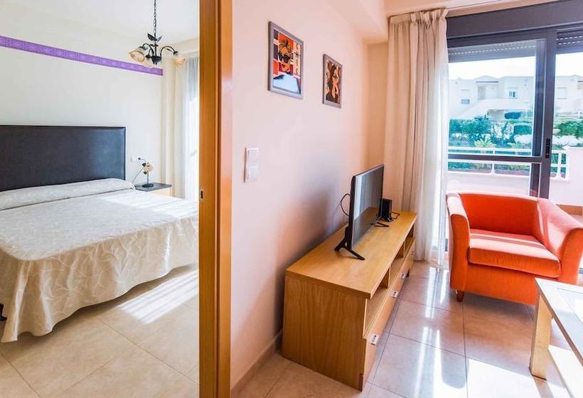Apartamentos Adaria Vera