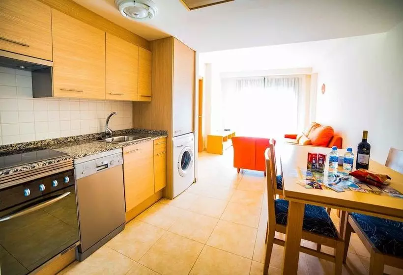 Apartamentos Adaria Vera
