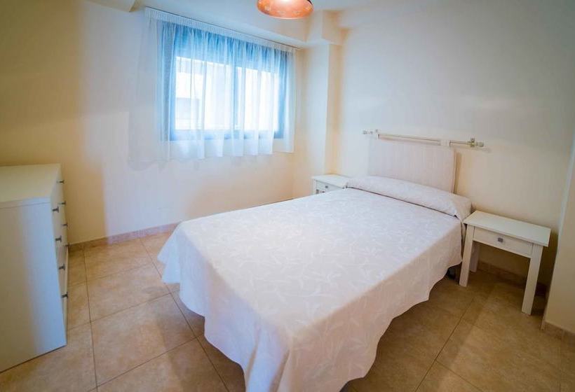 Apartamentos Adaria Vera