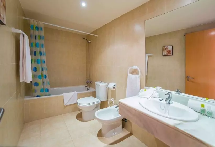 Apartamentos Adaria Vera