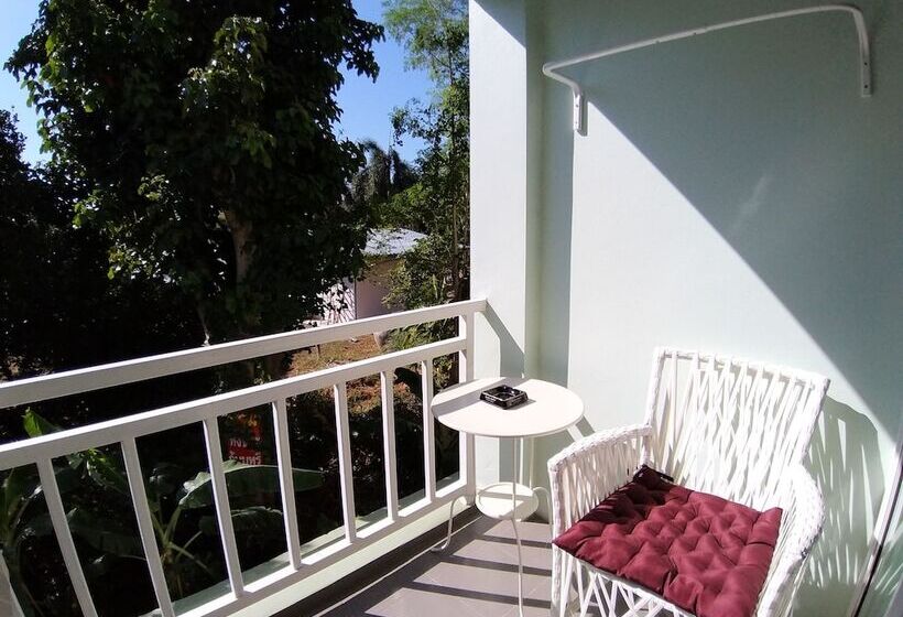 At Sleep Hotel Laemchabang