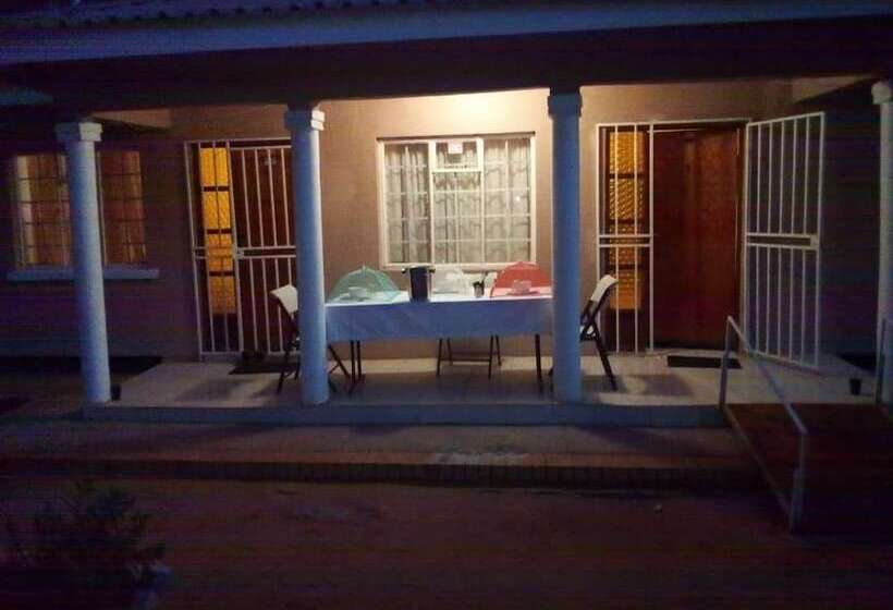 تختخواب و صبحانه Bj&t Vacation Homes