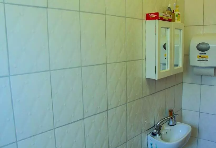 تختخواب و صبحانه Bj&t Vacation Homes