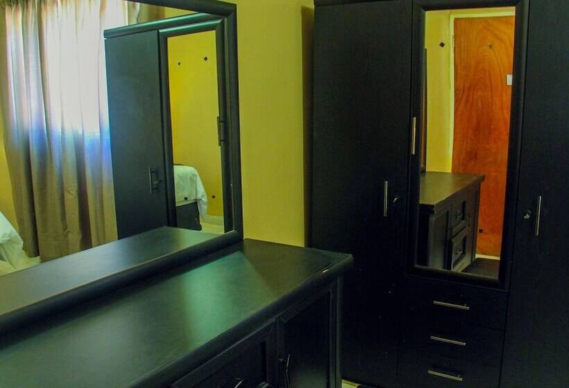 تختخواب و صبحانه Bj&t Vacation Homes