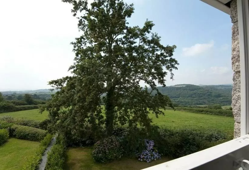 Green Acres Cottages