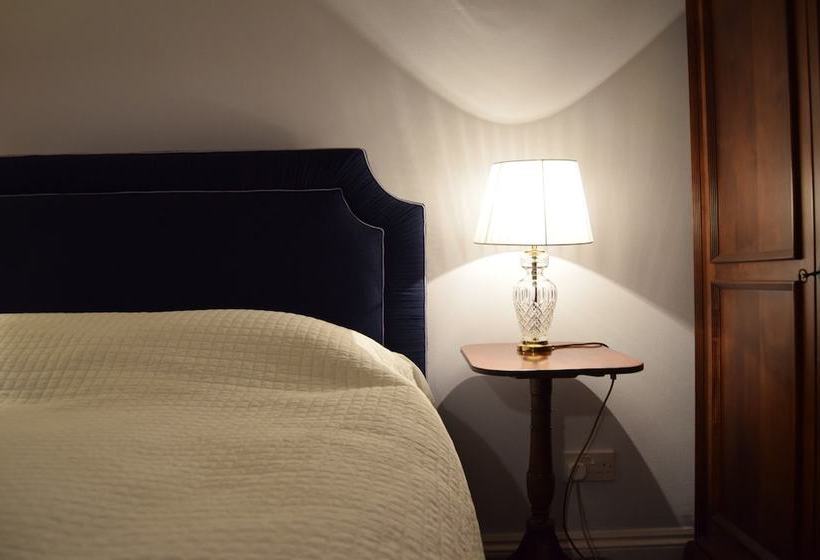 Home With Roof Terrace Hampstead Village