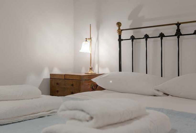 Home With Roof Terrace Hampstead Village