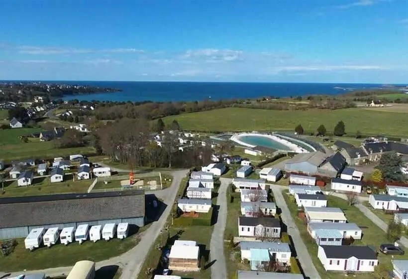 ホテル Camping Pen Guen