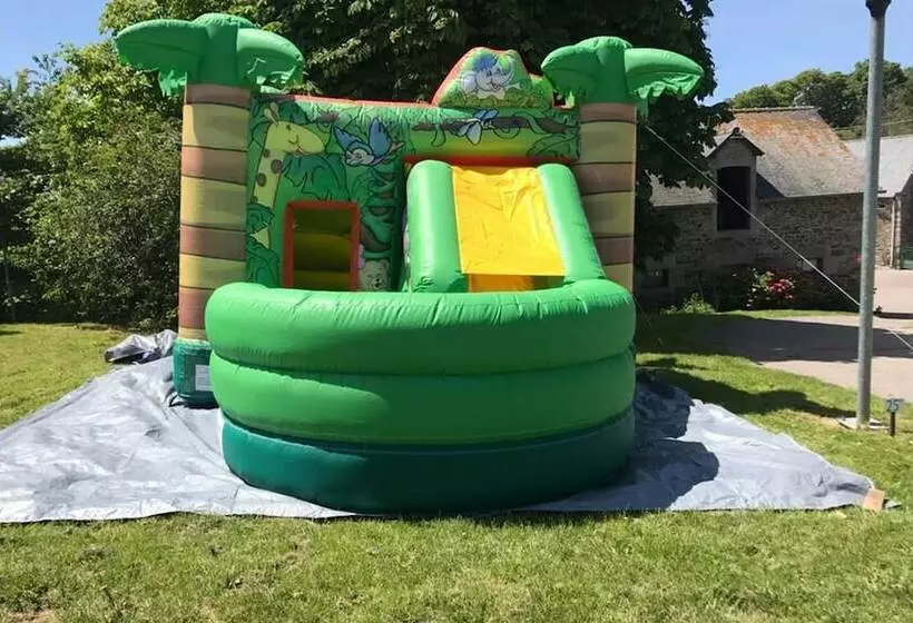 ホテル Camping Pen Guen