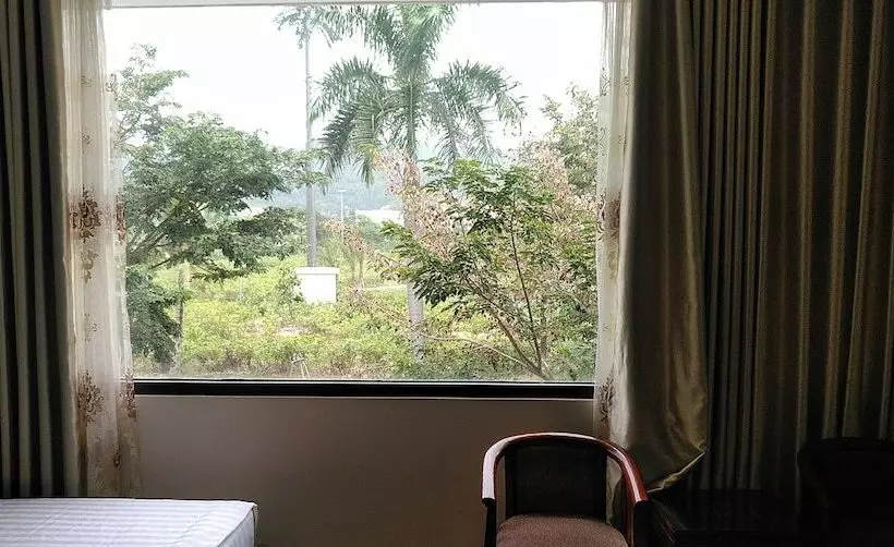 Hotelli Halong And Me